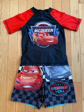 Disney Lightning McQueen Red & Black Kids Rash Guard & Trunks Swim Set 3T Boys